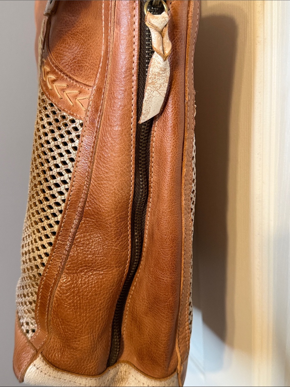 BED|STU Brown Leather Shoulder Bag with Cream Accents  Brand New!’ - Picture 4 of 11